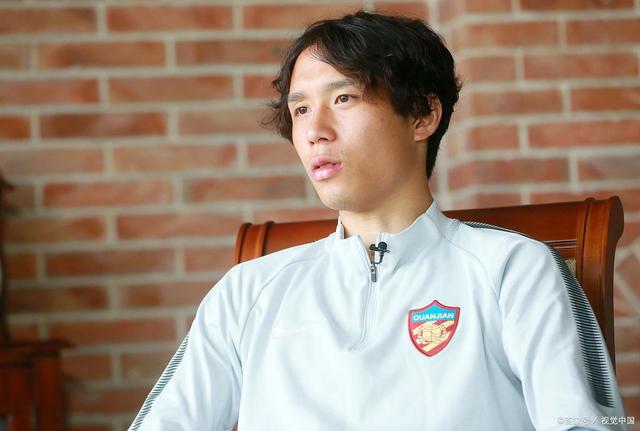 清晨欧冠传出新动向，成都蓉城更衣室发声，管理层表态：信心回归，赛程密集仍需轮换 -亚博官网入口